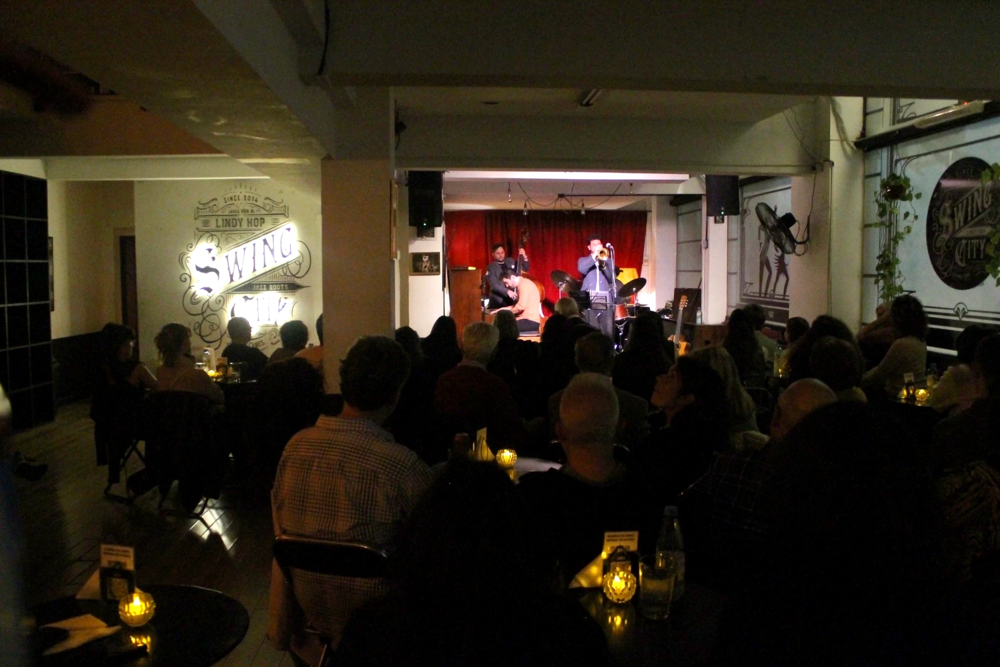 Público y escenario de Buenos Aires Jazz Experience